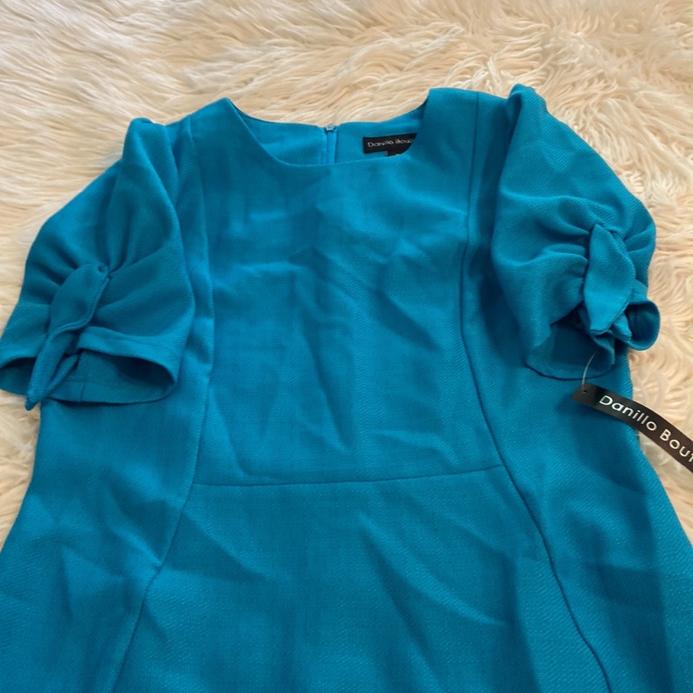 Danilo Boutique Women’s Dress size 10 beautiful blue color length 36” - Picture 11 of 12